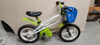 Bicicleta infantil de iniciación