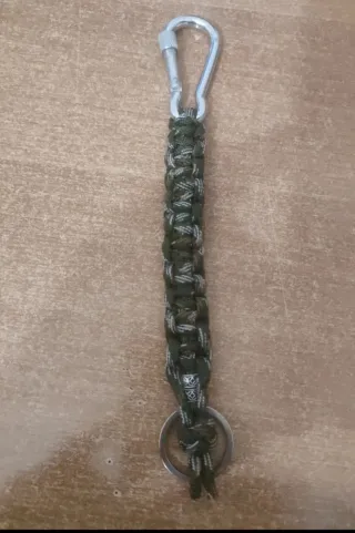 Portachiavi tattico militare paracord