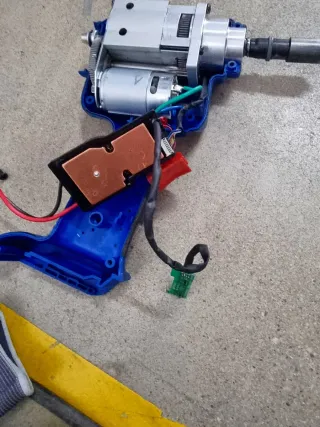 Remachadora Bralo VET y batería