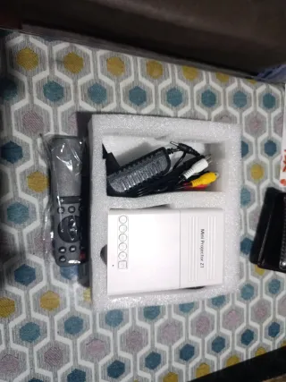 Mini proyector blanco