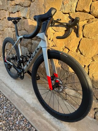 Trek Madone SL 7 Gen 8, año 2025