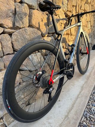 Trek Madone SL 7 Gen 8, año 2025
