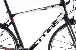 Cube Attain Race (carretera) t.56 Reacondicionada