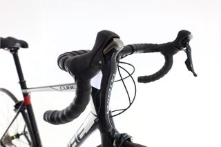 Cube Attain Race (carretera) t.56 Reacondicionada