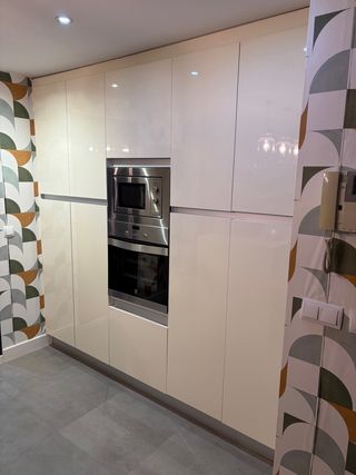 Muebles de cocina blancos