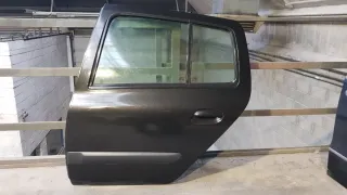 Puerta Trasera Izquierda Renault Clio 2