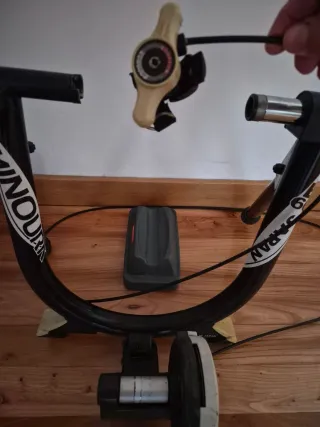 Rodillo de entrenamiento para bicicleta