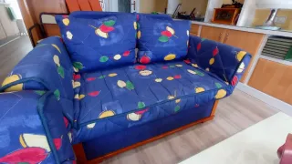 3 Sofás dobles con cajón de base.