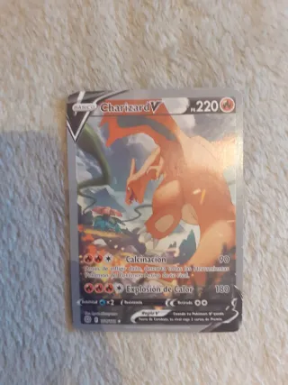 Carta Pokémon Charizard V 220 HP