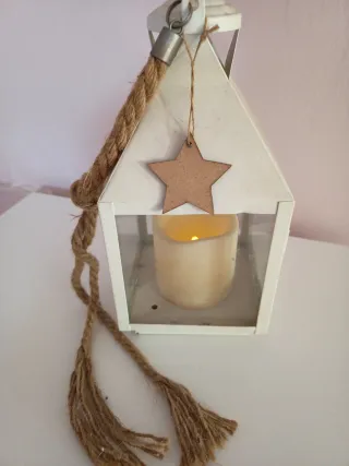Lanterna bianca con candela LED e corda