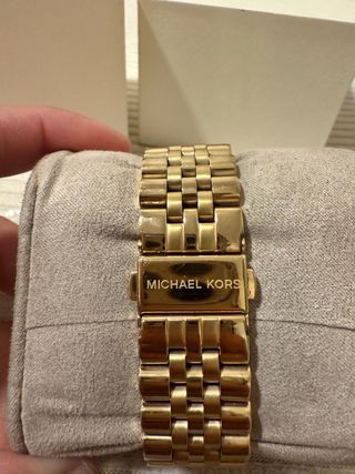 Reloj Michael Kors MK8286 Negro y Dorado