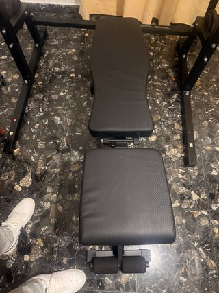 Rack entrenamiento, banco y pesas