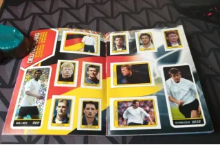 Merlin's Eurostars 2004 Pocket Collection completa