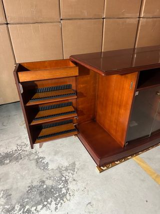 Mesa TV madera oscura