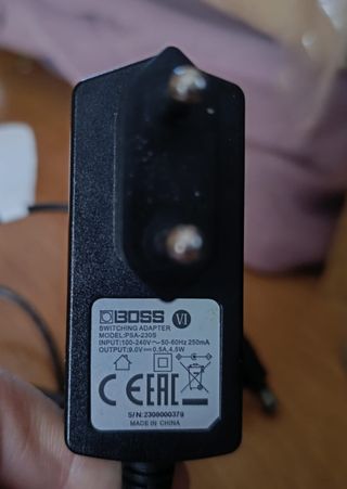 Adaptador de corriente Boss PSA 230S