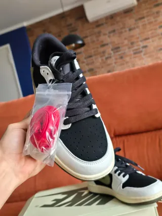 Nike Air Jordan 1 Low Travis Scott