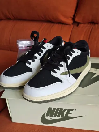 Nike Air Jordan 1 Low Travis Scott