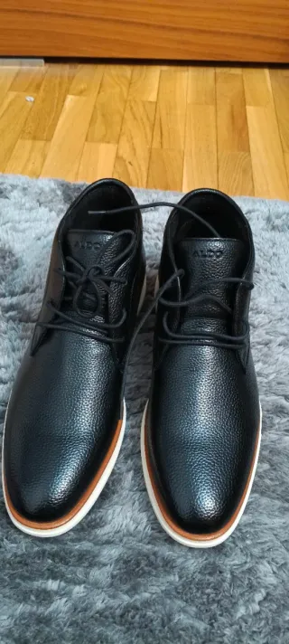 Zapatos negros hombre Talla 43. Nuevos a estrenar