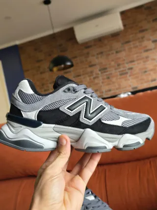 Tênis New Balance 9060 Cinza e Preto