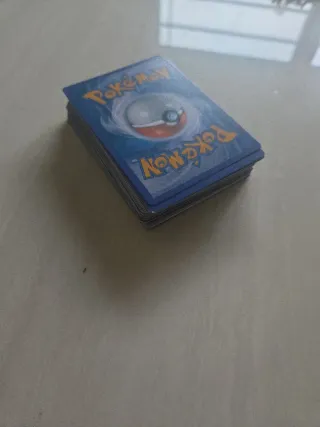 Taco de cartas Pokémon