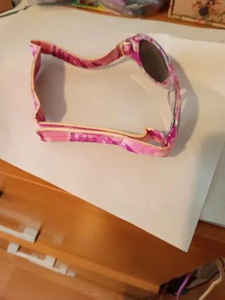 Gafas de sol niña sin patillas