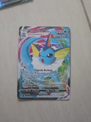 Lote 8 cartas Pokémon Vmax