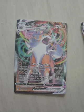 Lote 8 cartas Pokémon Vmax
