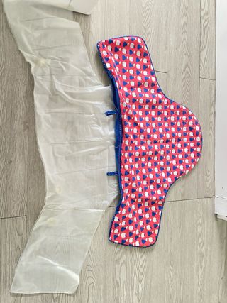 Trona Ikea Blanca. Regalo el cojín reductor.