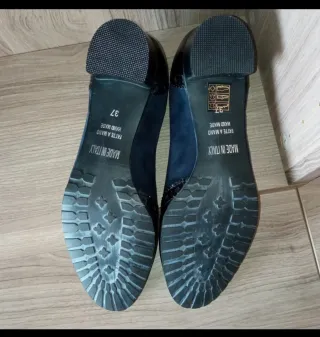 Scarpe Claurette N.37 Blu Scamosciate e Lucide