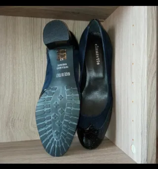 Scarpe Claurette N.37 Blu Scamosciate e Lucide