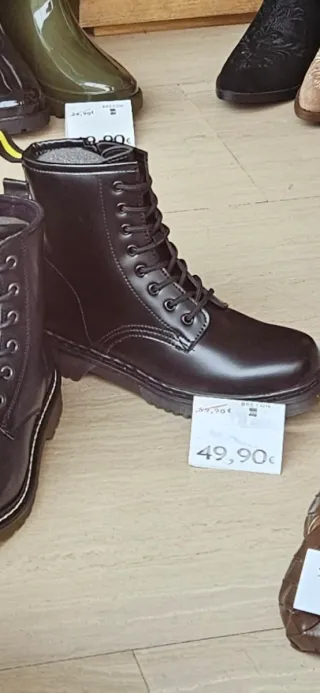 Botas militares negras