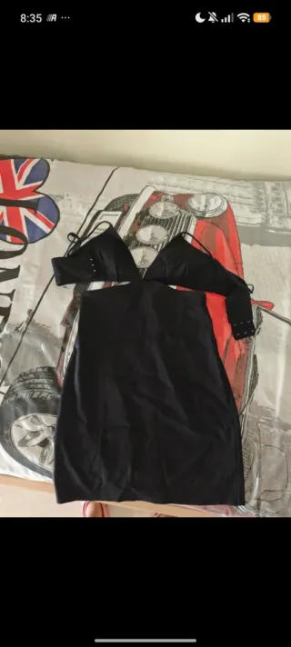 Vestido negro mini cut-out fiesta