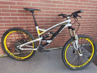 YT Capra Cf Pro Race Carbono Talla M