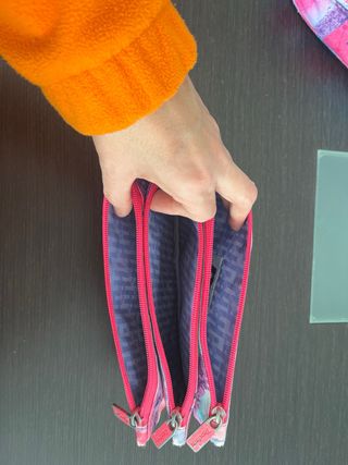 Conjunto bandolera, estuche y neceser marca Tandem