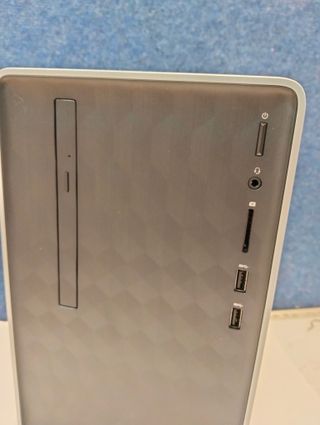 HP Pavilion 590-a0018ns Pentium J5005 4GB 1TB Ordenador Sobremesa