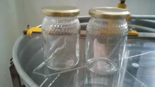 Extractor de miel y accesorios