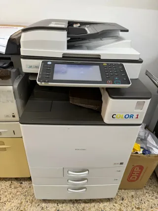 Fotocopiadora Profesional Ricoh MPC3003