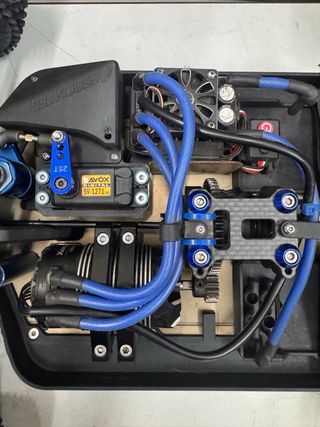 Associated RC8 B4.1e 1/8 TT