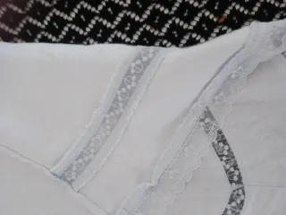 Delantal regional mujer