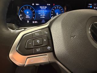 Volkswagen Golf Life 1.5eTSI 130cv DSG 2023