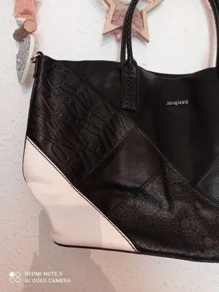 Bolso Desigual Negro y Blanco