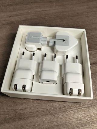 Juego de adaptadores de viaje de Apple