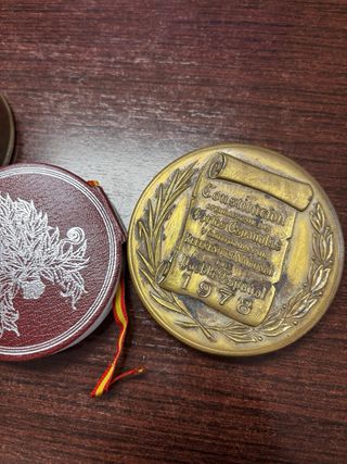 Polvera Constitución Española 1978