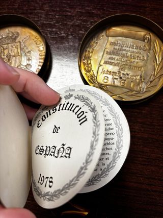 Polvera Constitución Española 1978