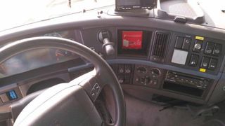 Volvo FH 13 480-CAMIONES PORTAMAQUINARIAS