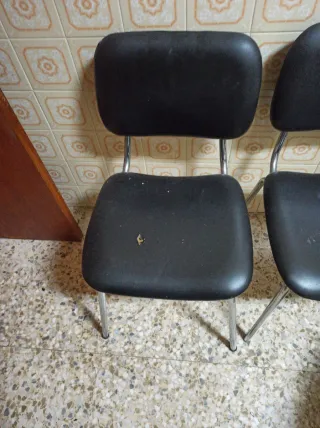 Juego de  2sillas negras
