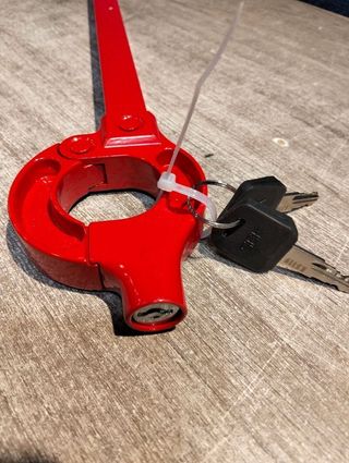 BLOKAUTO 571 B Barra Antirrobo Coche Volante Pedal