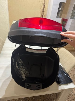 Baul yamaha city top case 39l  MT-125 2014-2019