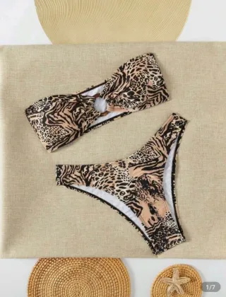Bikini estampado animal print. Sin estrenar