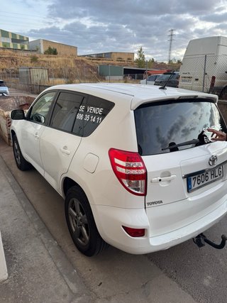 Toyota RAV4 2012